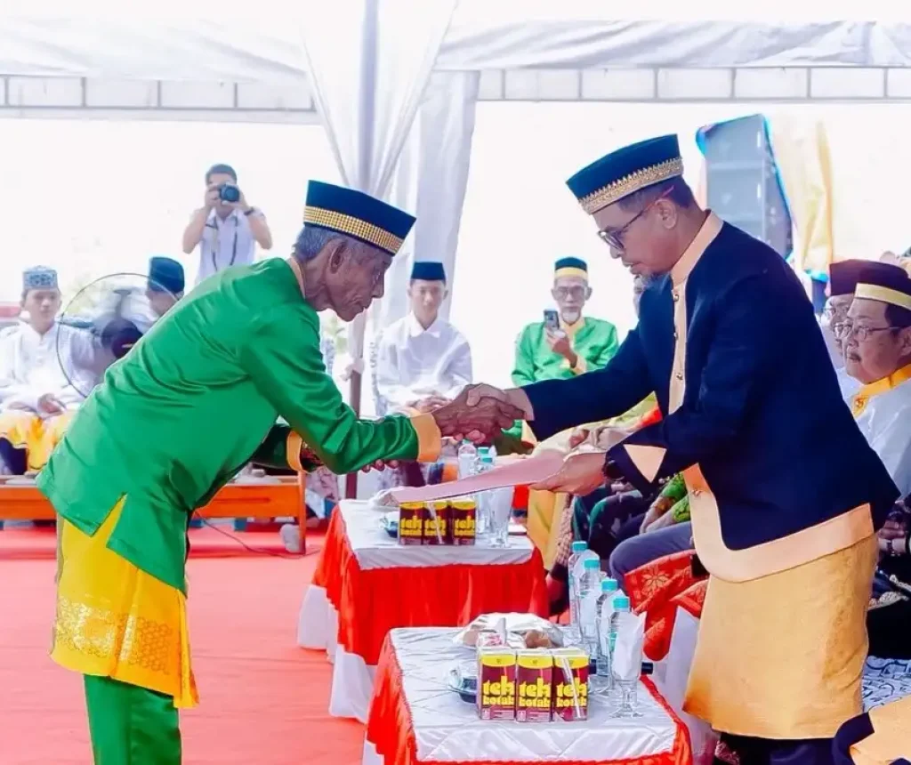 Bupati Bolmut Terima Prosesi Adat Mopohabaru Menjelang Idul Adha 1447 H