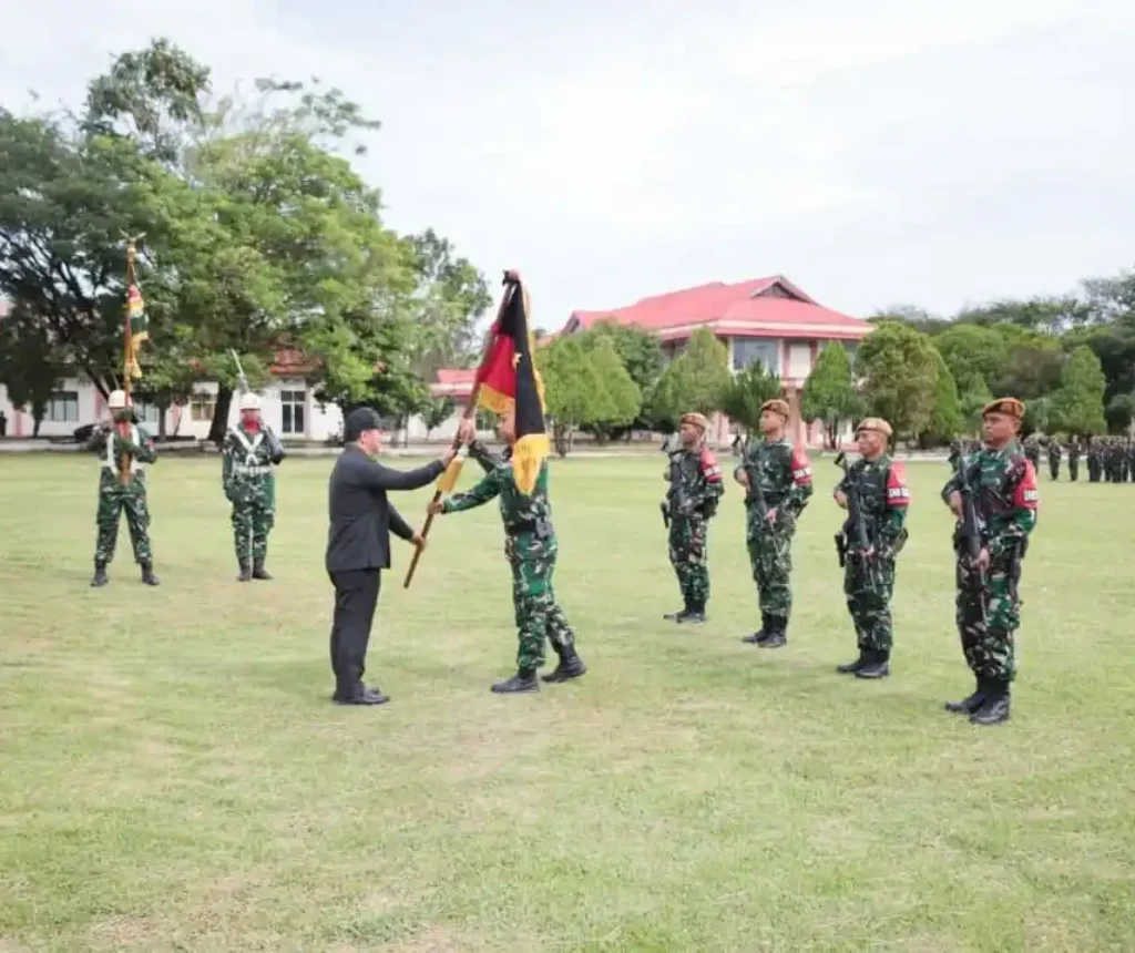 Wakil Bupati Lepas 350 Prajurit Yonarmed 19/Bogani ke Perbatasan RI–Malaysia